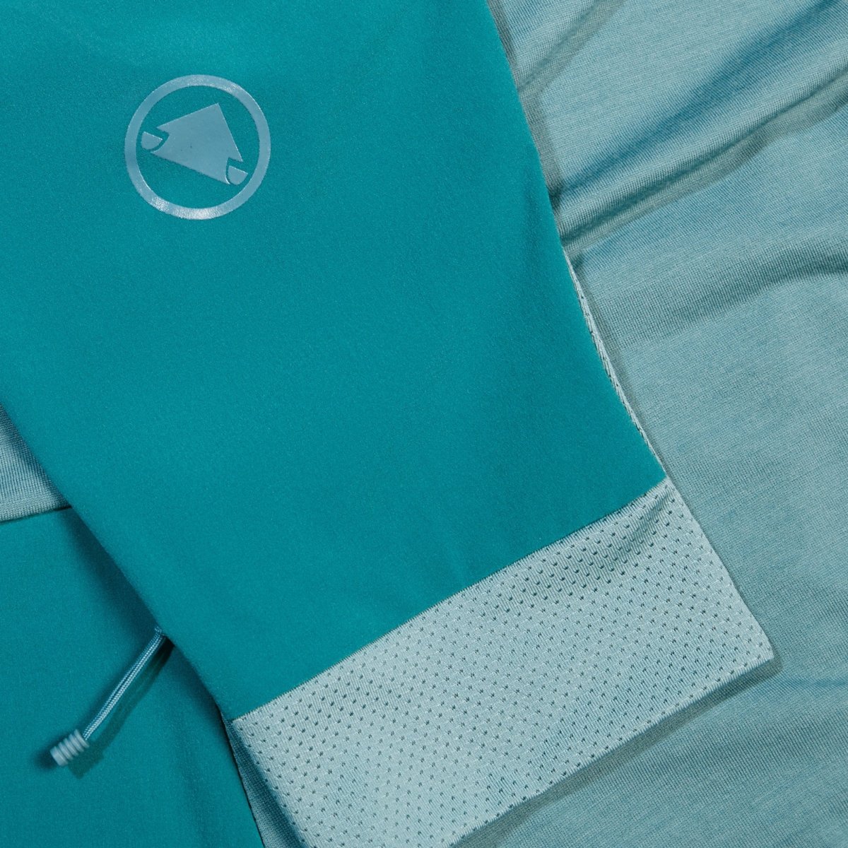 Maillot ENDURA GV500 Mulher Mangas Curtas Azul - Image 6